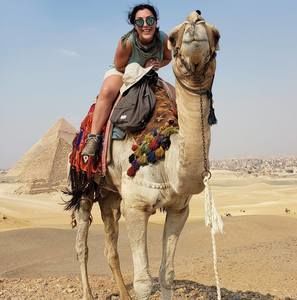 Meet your Posher, Crystal